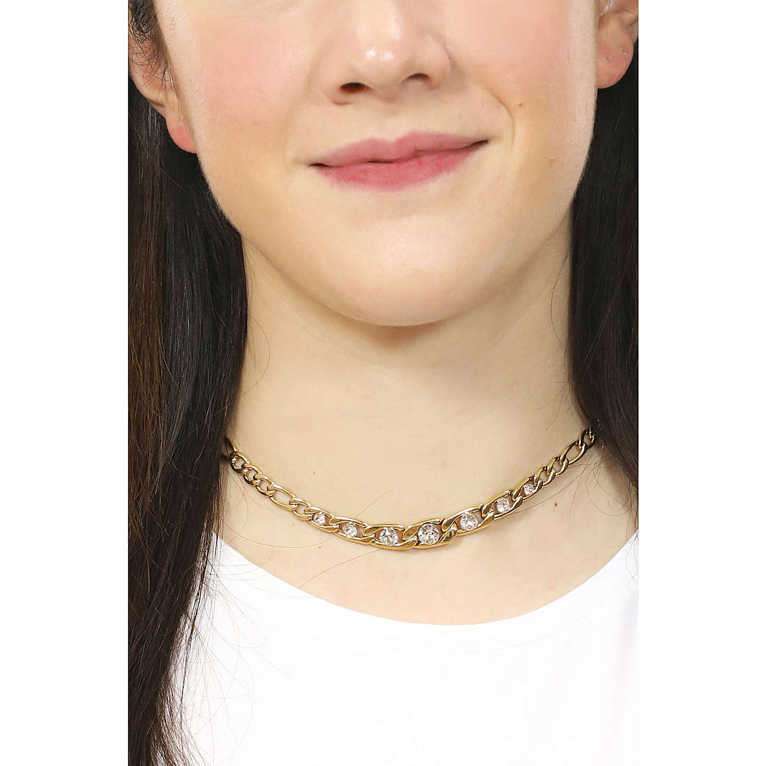 Brosway necklaces Symphonia woman BYM98 wearing