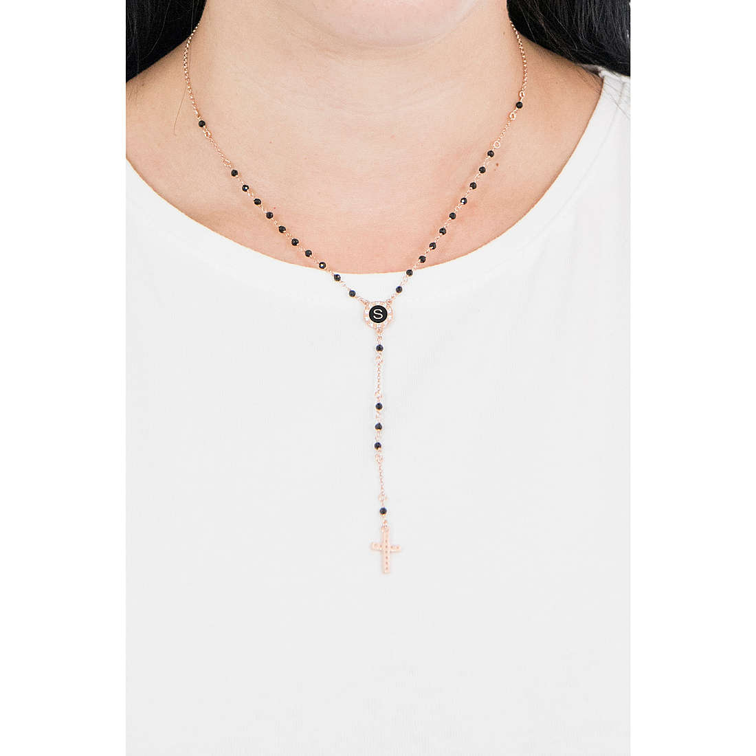 Dvccio necklaces Heave woman CRBPAGRN-s wearing