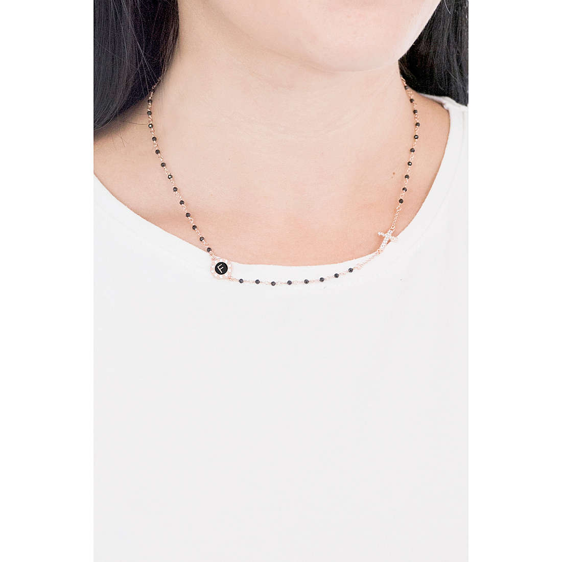 Dvccio necklaces Heave woman GRBPAGRN-f wearing