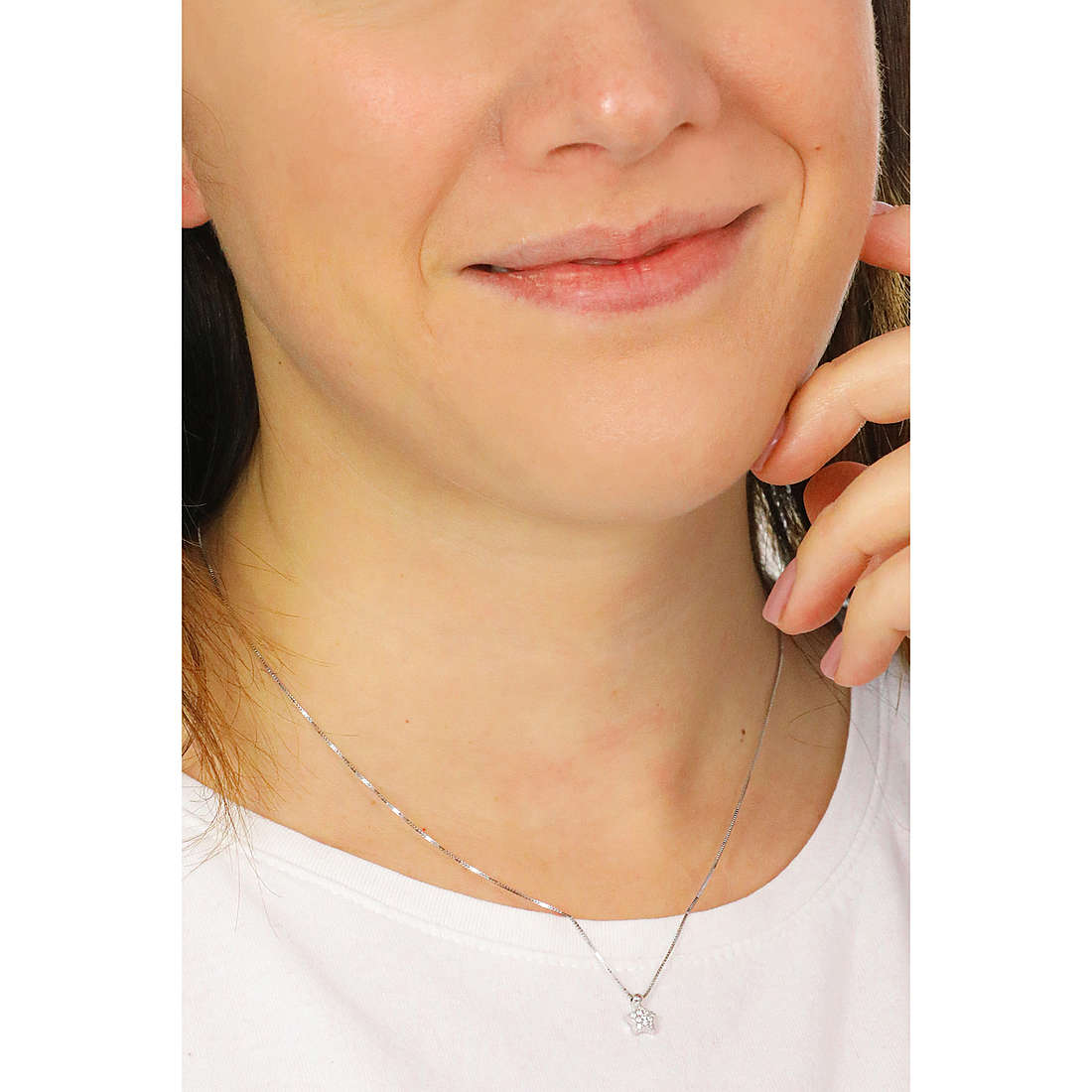 GioiaPura necklaces Oro 375 woman GP9-S224499 wearing