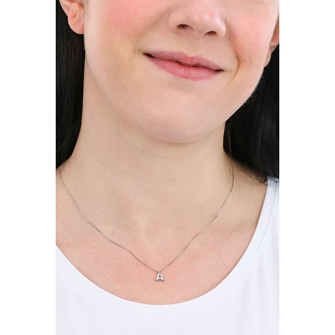 GioiaPura necklaces Oro e Diamanti woman GIPCD900-A wearing