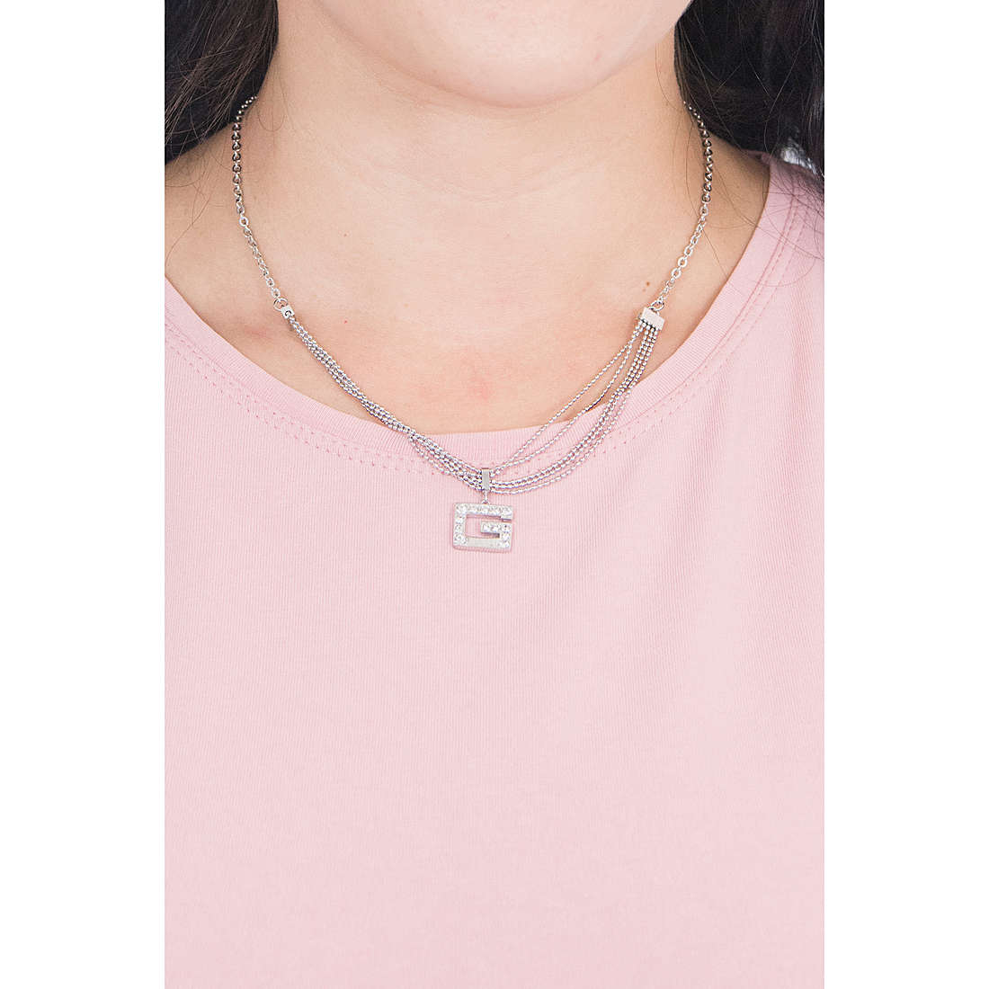 Guess necklaces woman UBN79056 wearing