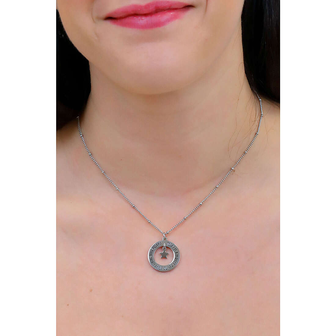 Kidult necklaces Philosophy woman 751113 wearing