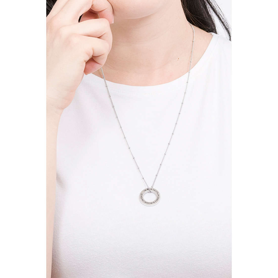 Kidult necklaces Philosophy woman 751174 wearing
