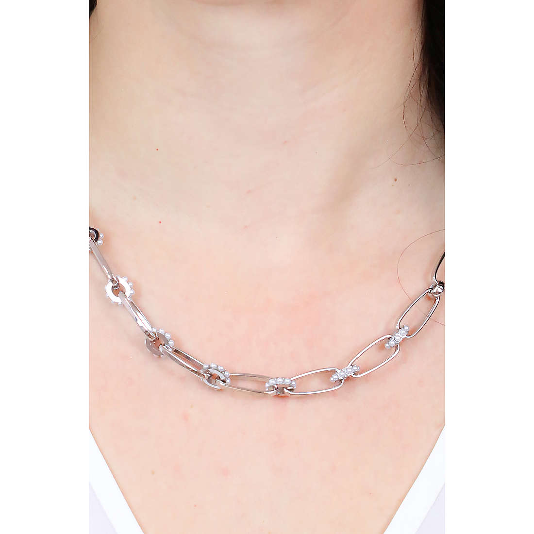 Liujo necklaces woman LJ1835 wearing