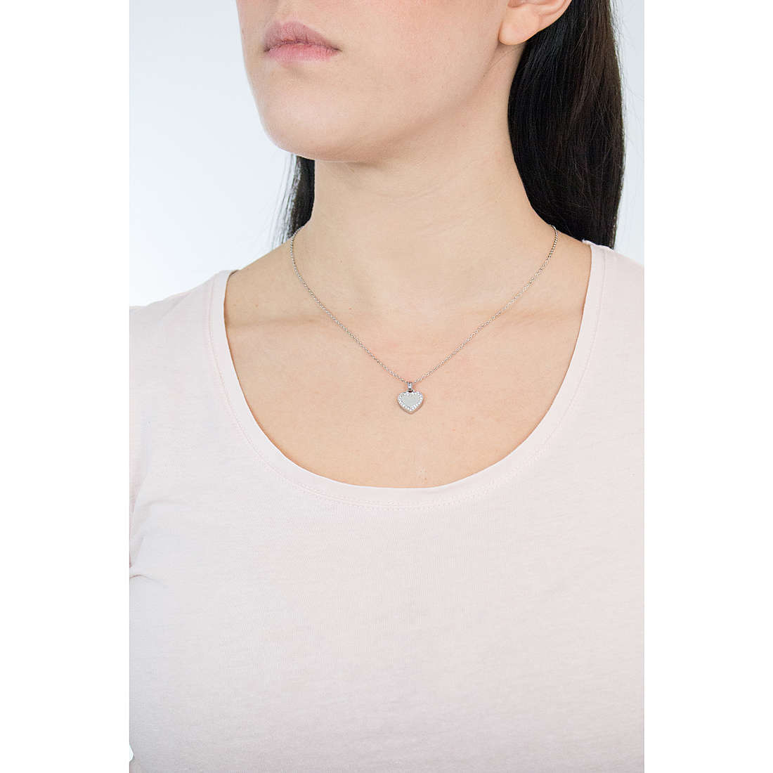 Michael Kors necklaces woman MKJ3970040 wearing