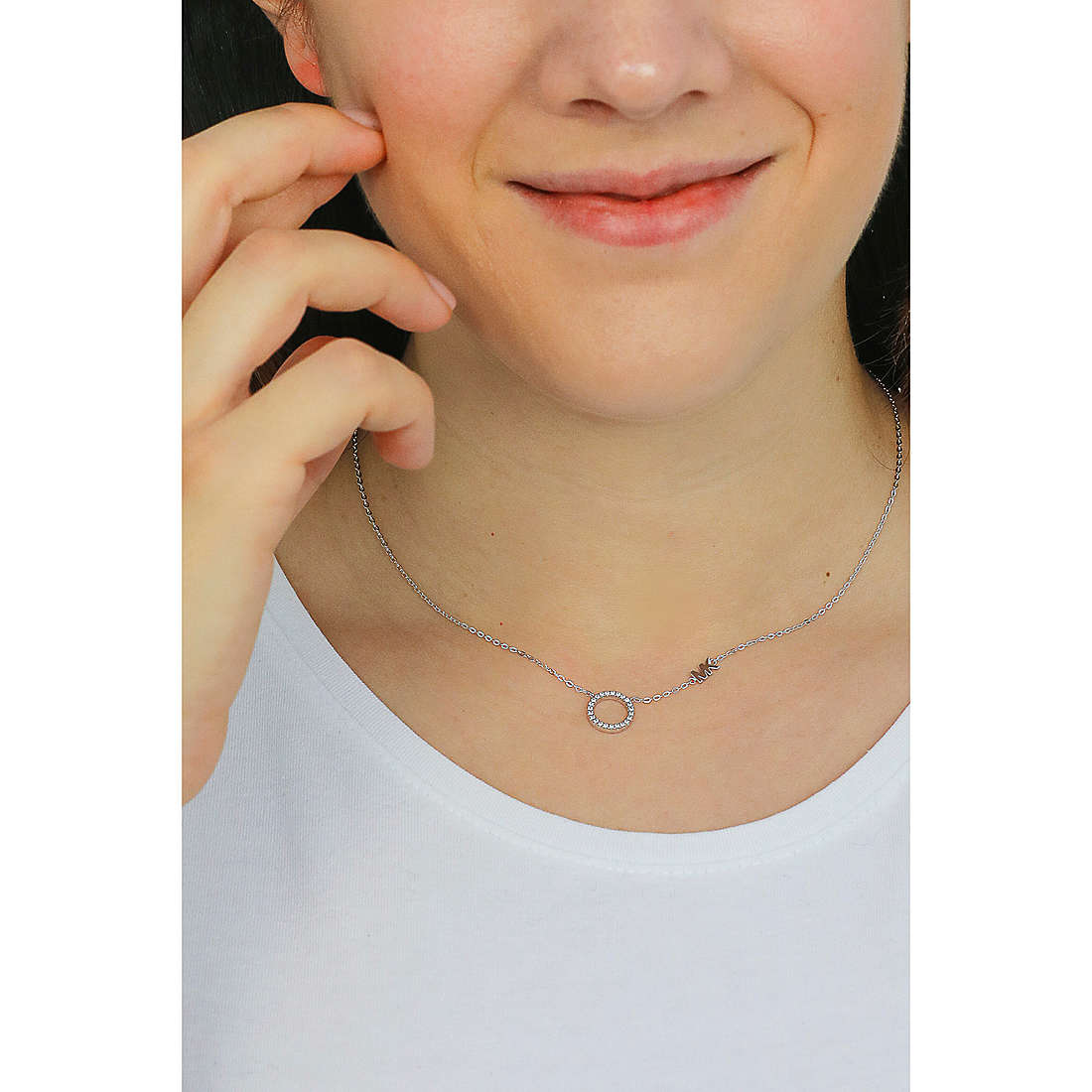 Michael Kors necklaces Premium woman MKC1458AN040 wearing