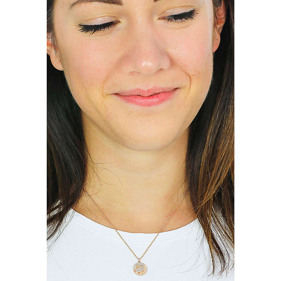 Michael Kors necklaces Premium woman MKC1515AN791 wearing