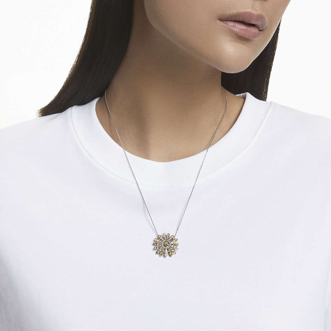 Swarovski necklaces Eternal Flower woman 5642869 wearing