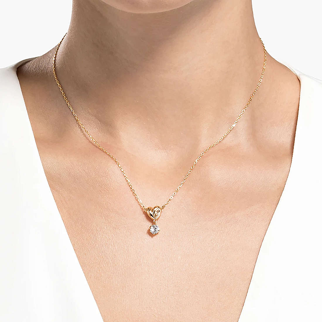 Swarovski necklaces Lifelong woman 5516542 wearing