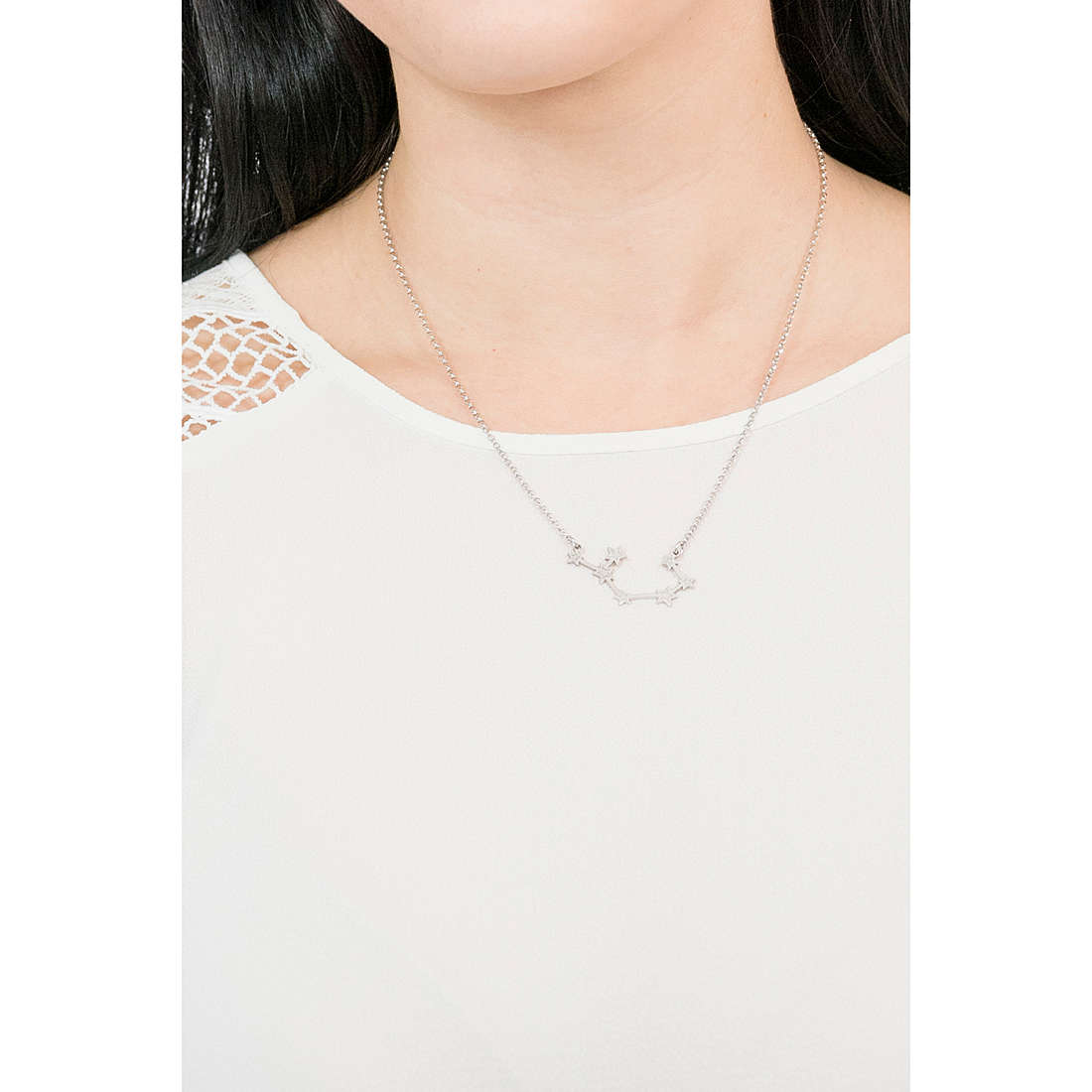 GioiaPura necklaces Zodiaco woman GYXCAR0081-SAG wearing