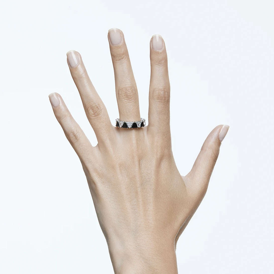 Swarovski rings Ortyx woman 5619153 wearing