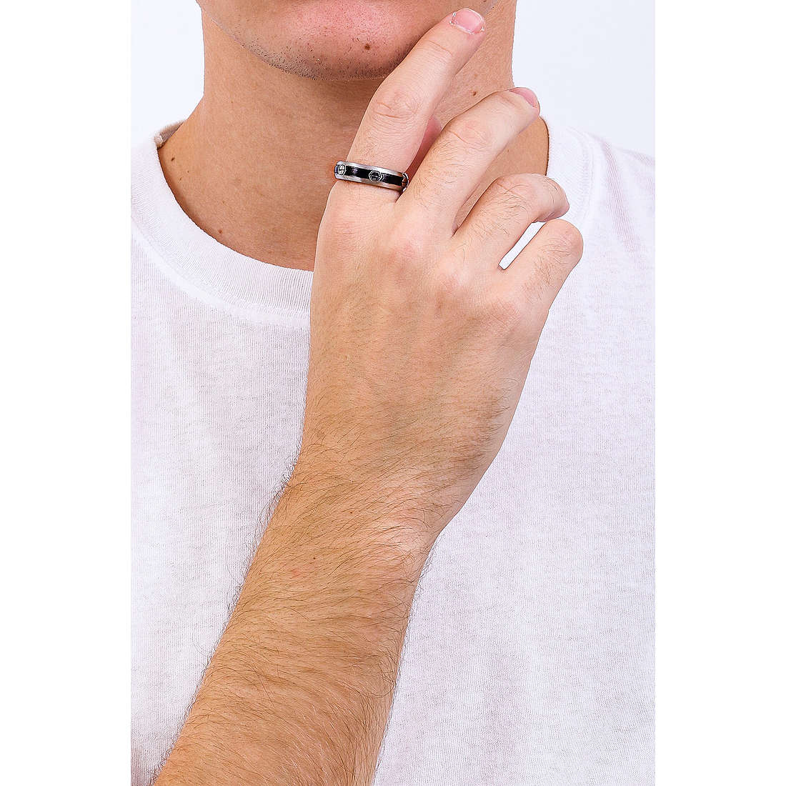 2Jewels rings Man'S Ring man 221077-23 wearing