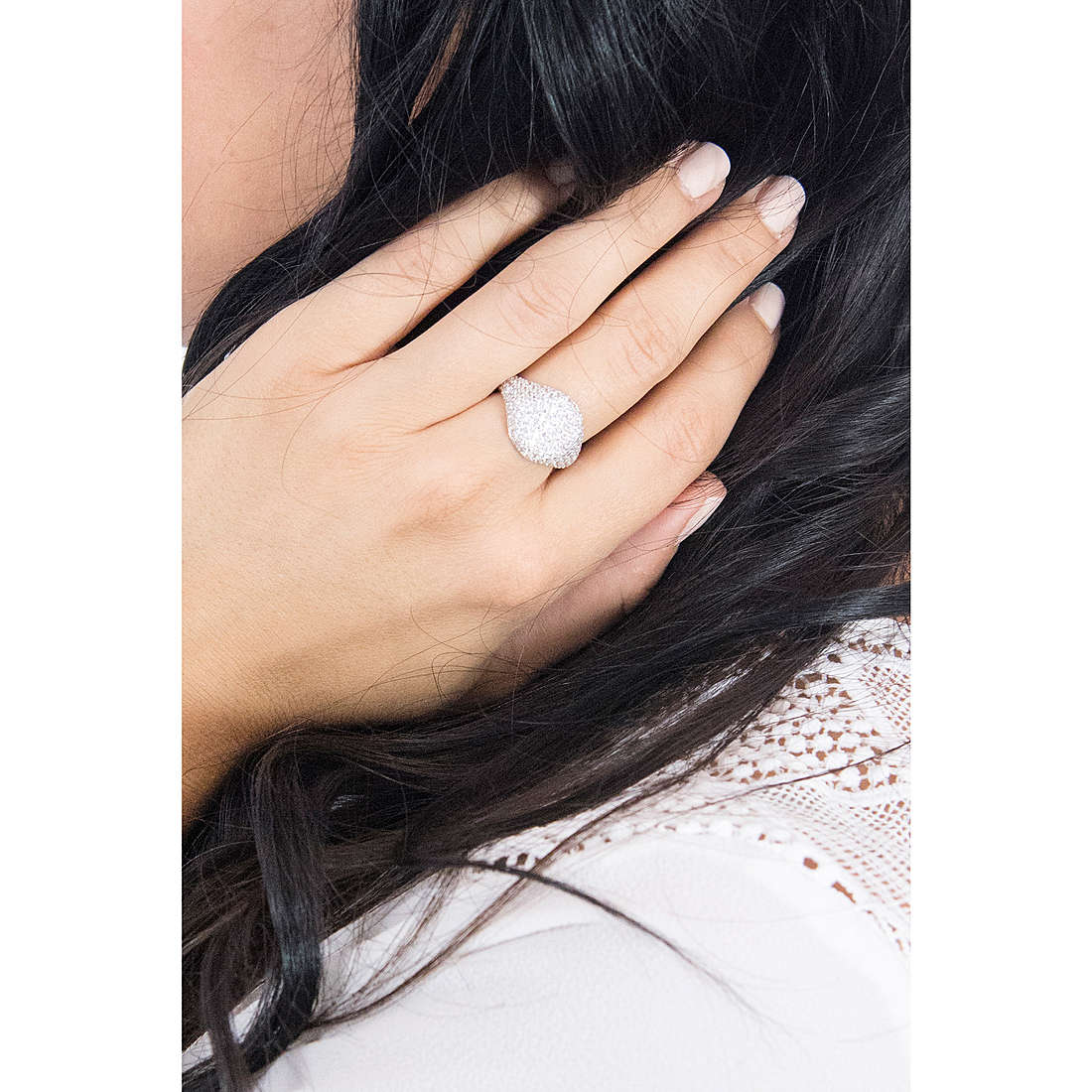 Morellato rings Tesori woman SAIW65014 wearing
