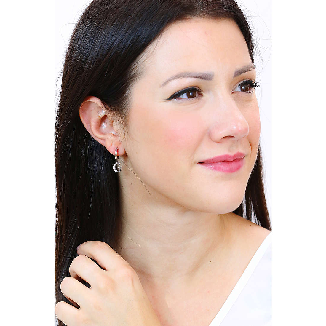 Brosway earrings Chakra woman BHKE063 wearing