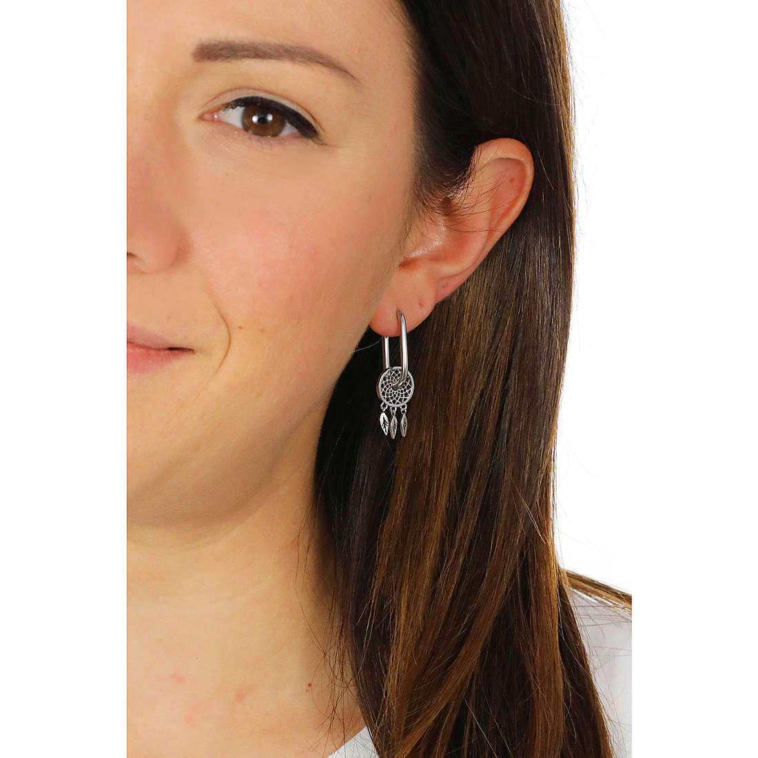 Brosway earrings Chakra woman BHKE119 wearing
