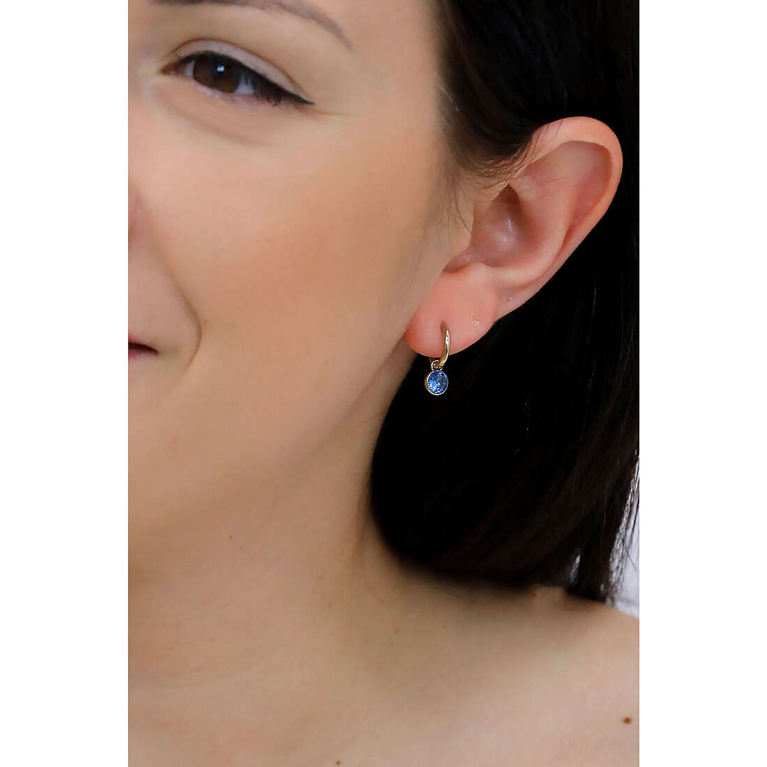 Brosway earrings Chakra woman BHKE130 wearing