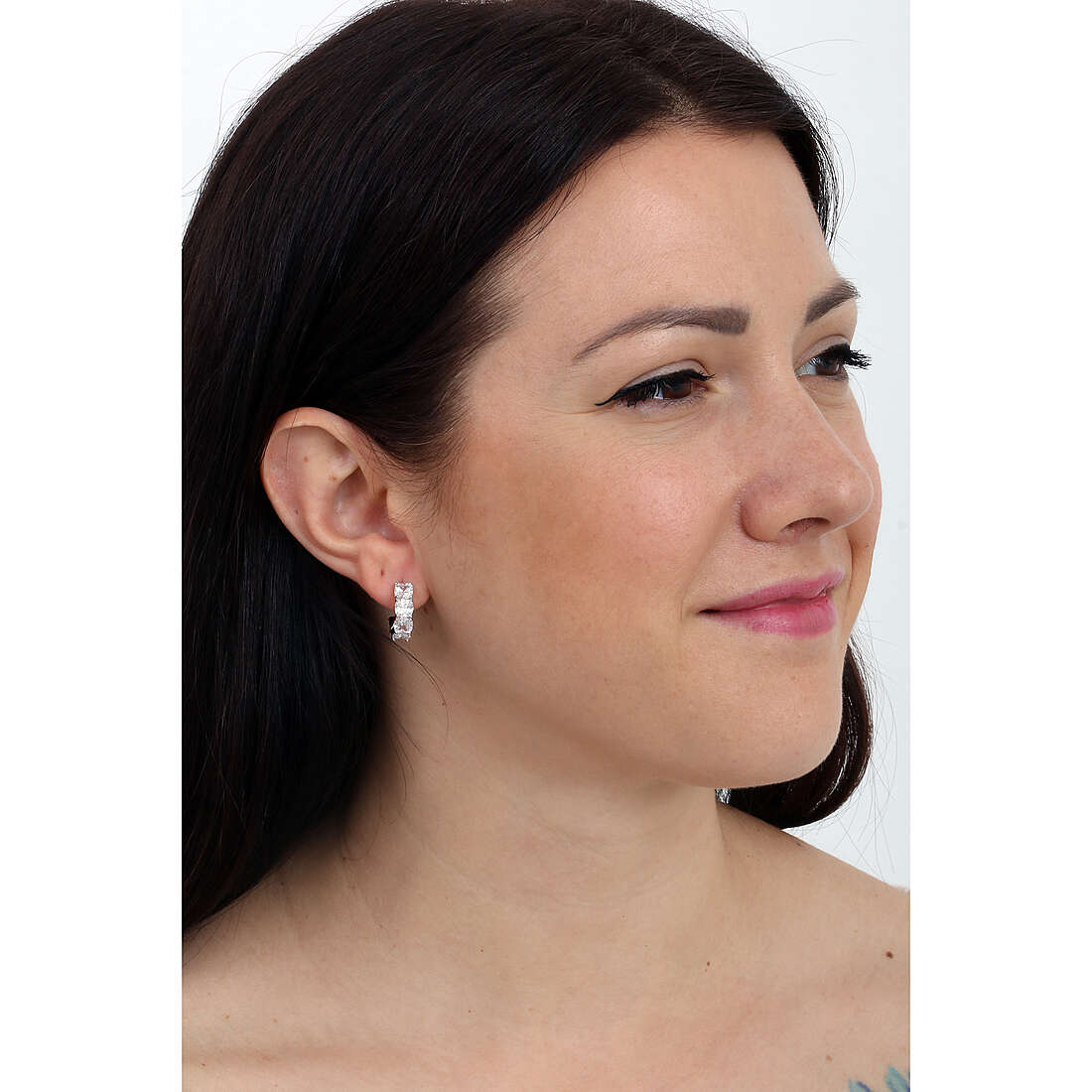 Brosway earrings Fancy woman FIW15 wearing
