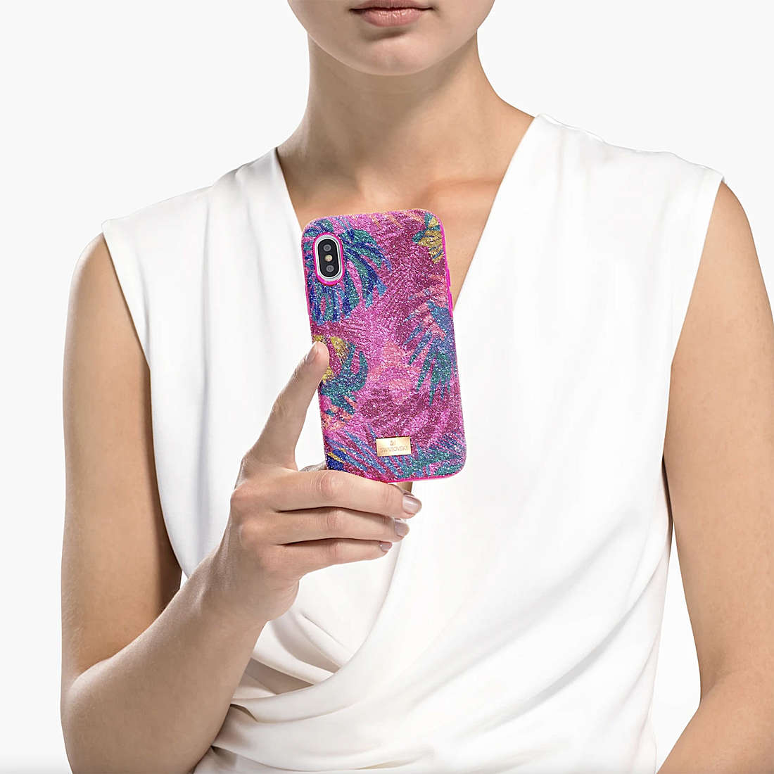 Swarovski smartphone case Tropical ND 5522096 wearing