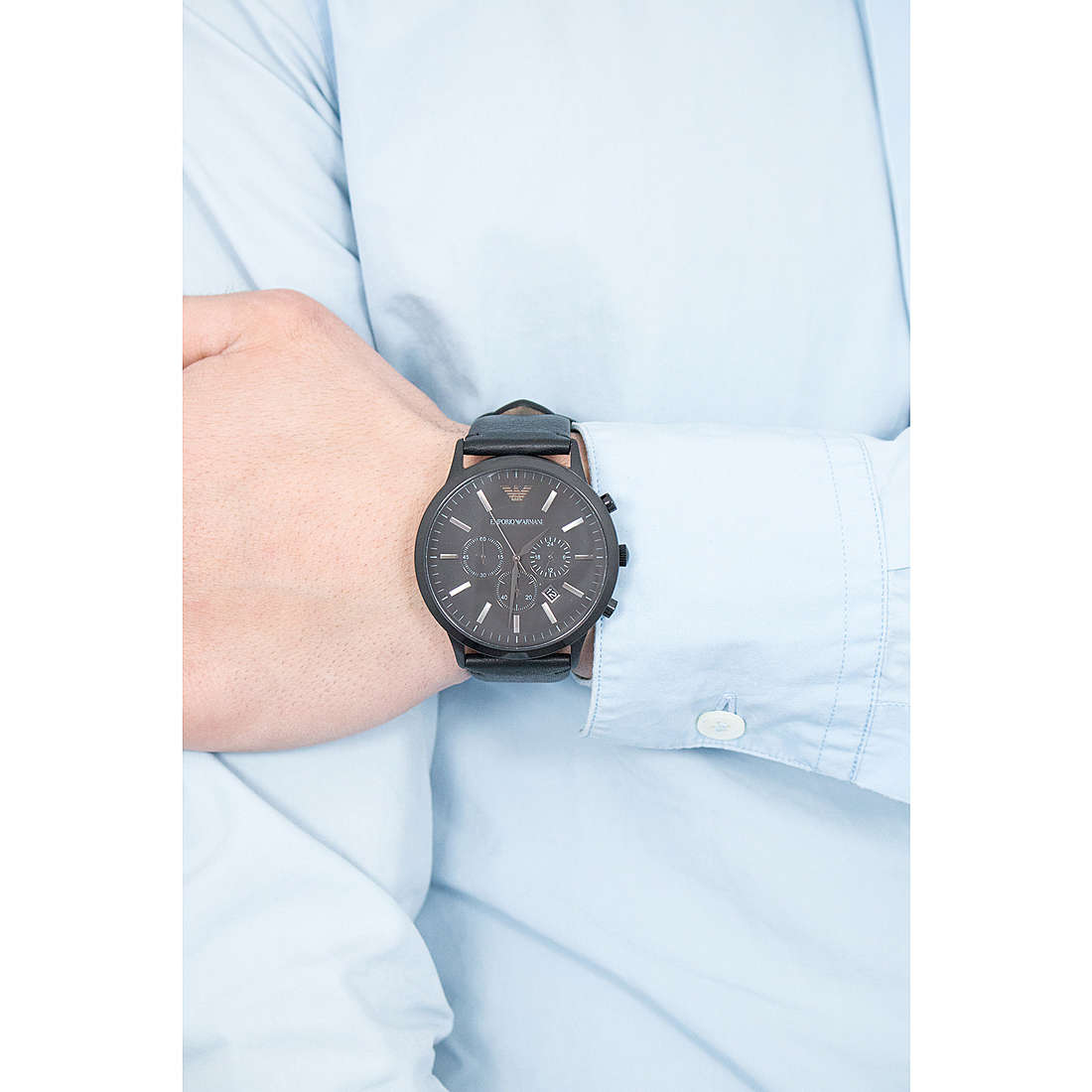Emporio Armani chronographs man AR2461 wearing