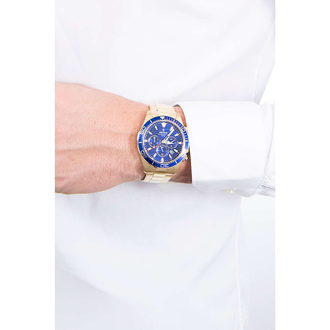 Festina chronographs Prestige man F20364/2 wearing