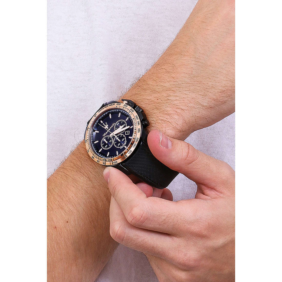 Maserati chronographs Traguardo man R8871612036 wearing