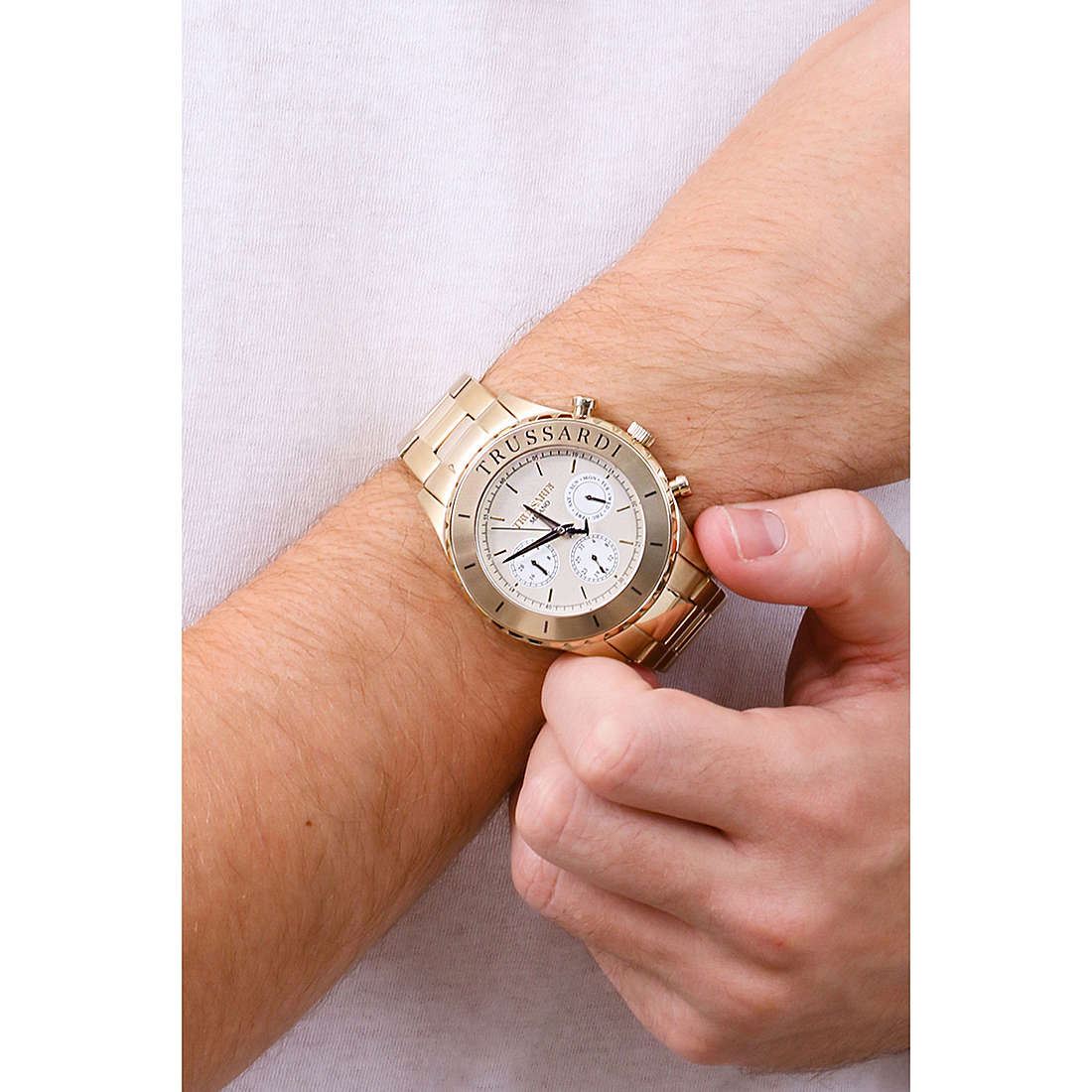 Trussardi chronographs T-Logo man R2453143006 wearing