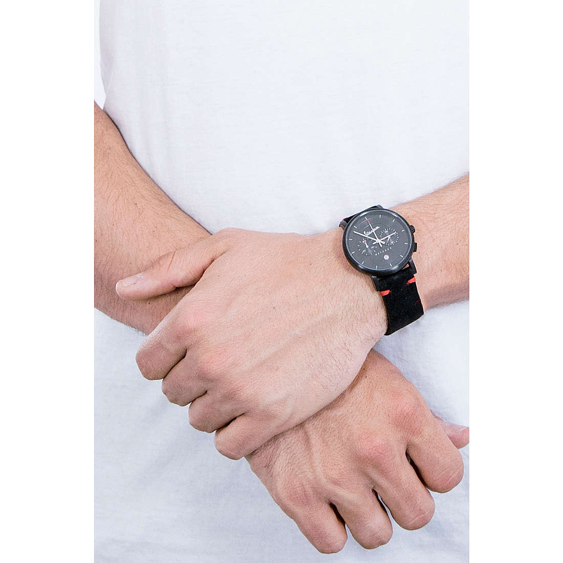 Vespa Watches chronographs Classy man VA-CL03-BK-03BK-CP wearing