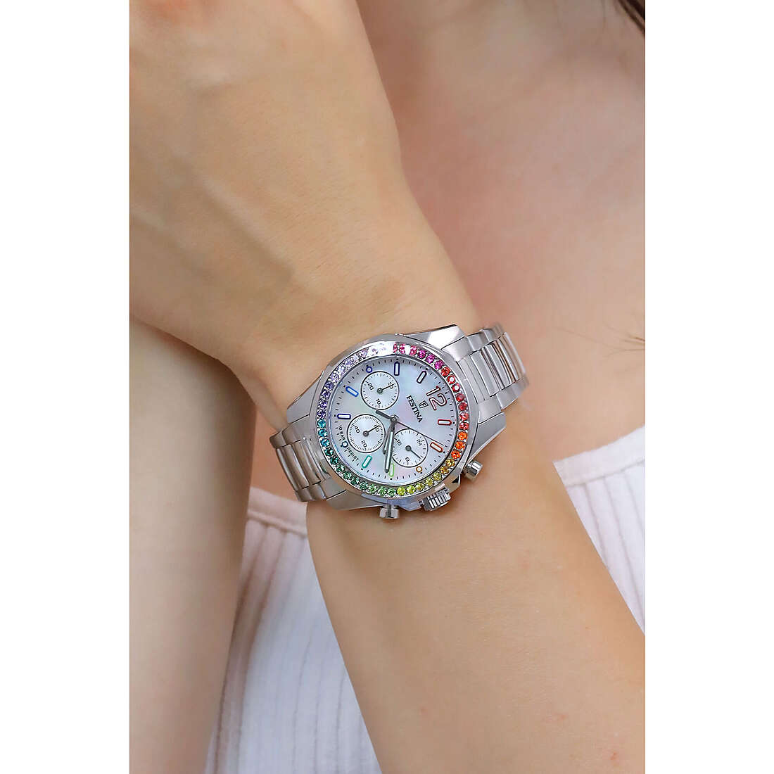 Festina chronographs Boyfriend woman F20606/2 wearing