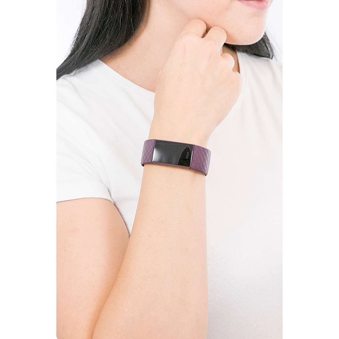 Fitbit digitals Charge woman FB417BYBY wearing