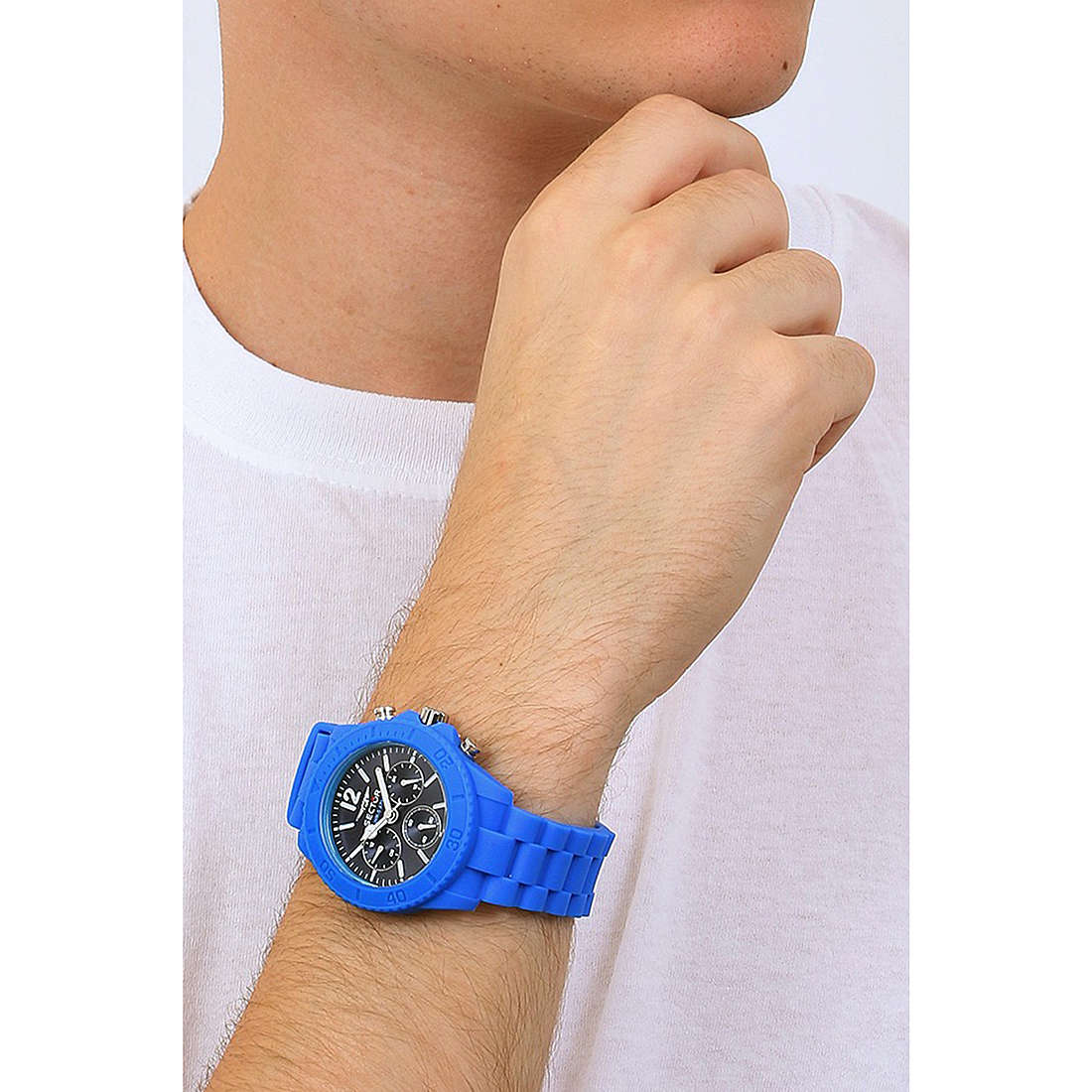 Sector multifunction Diver man R3251549005 wearing