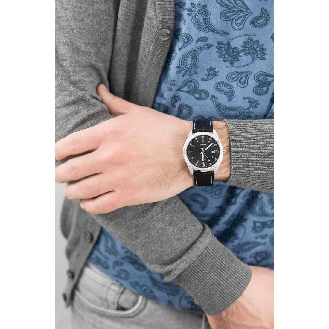 Casio only time Casio Collection man MTP-1302PL-1AVEF wearing