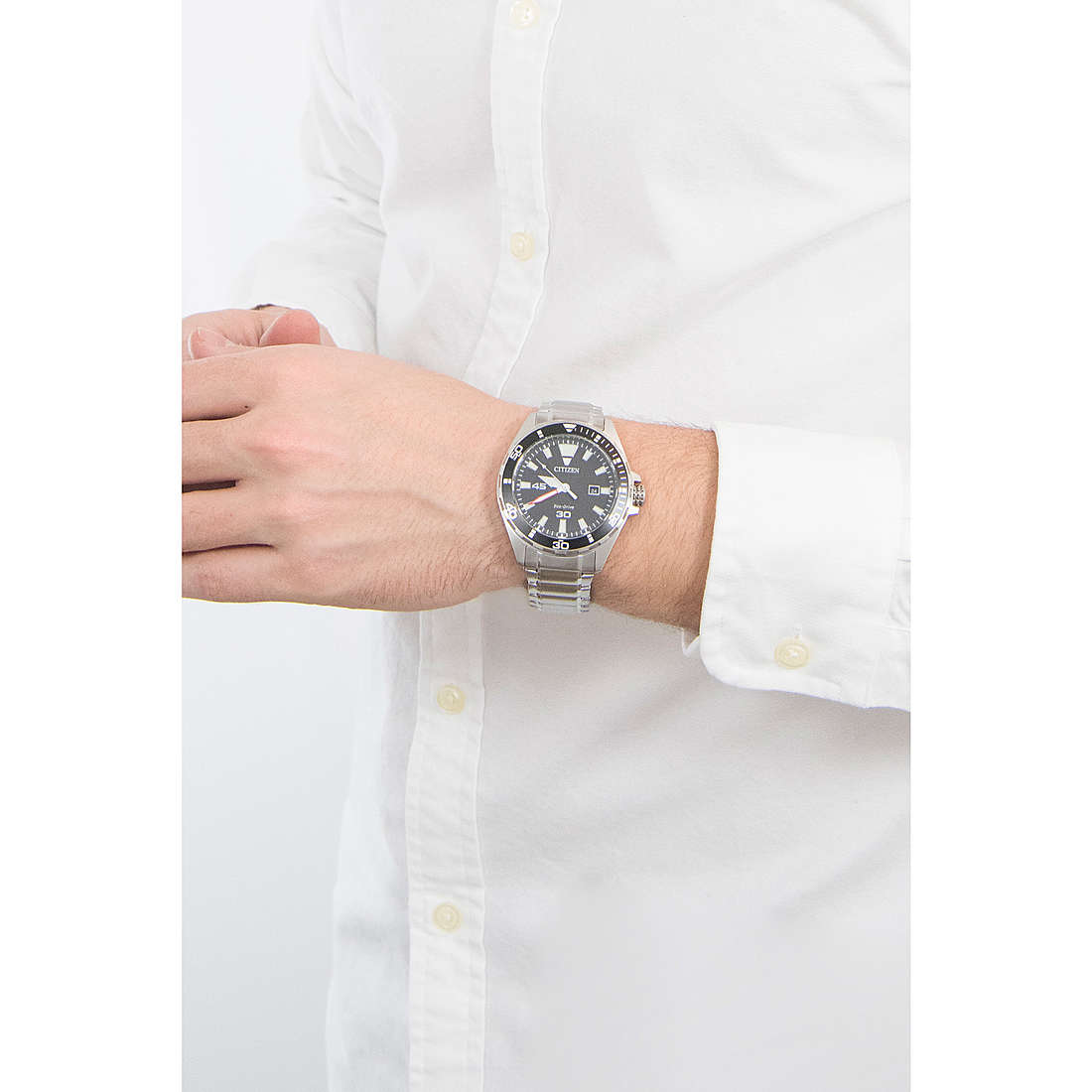 Citizen only time Of Collection man BM7458-80E wearing