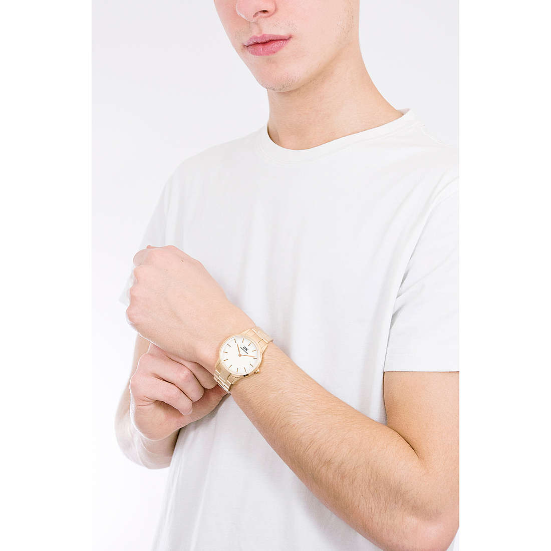 Daniel Wellington only time Iconic Link man DW00100343 wearing