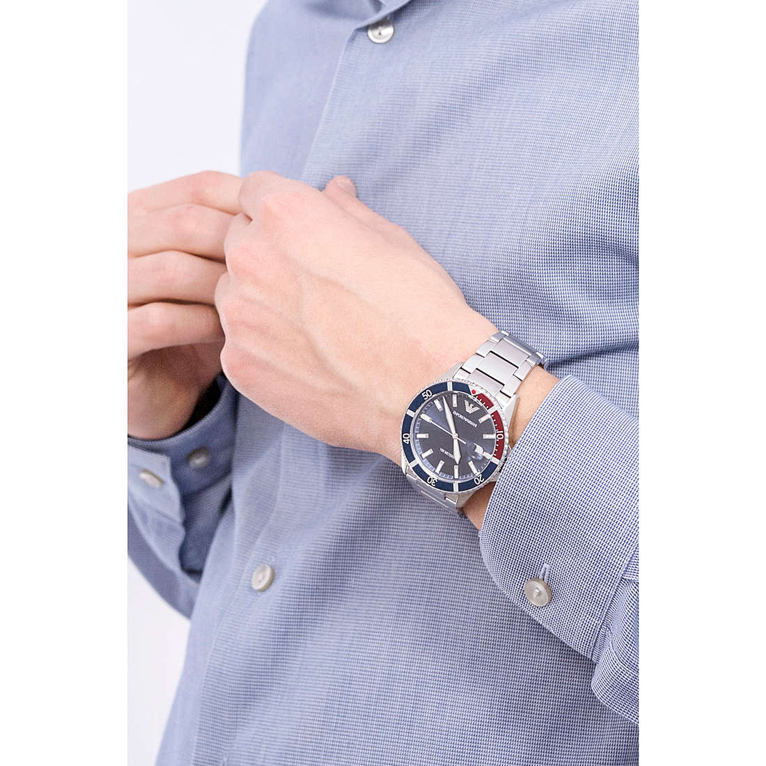 Emporio Armani only time man AR11339 wearing