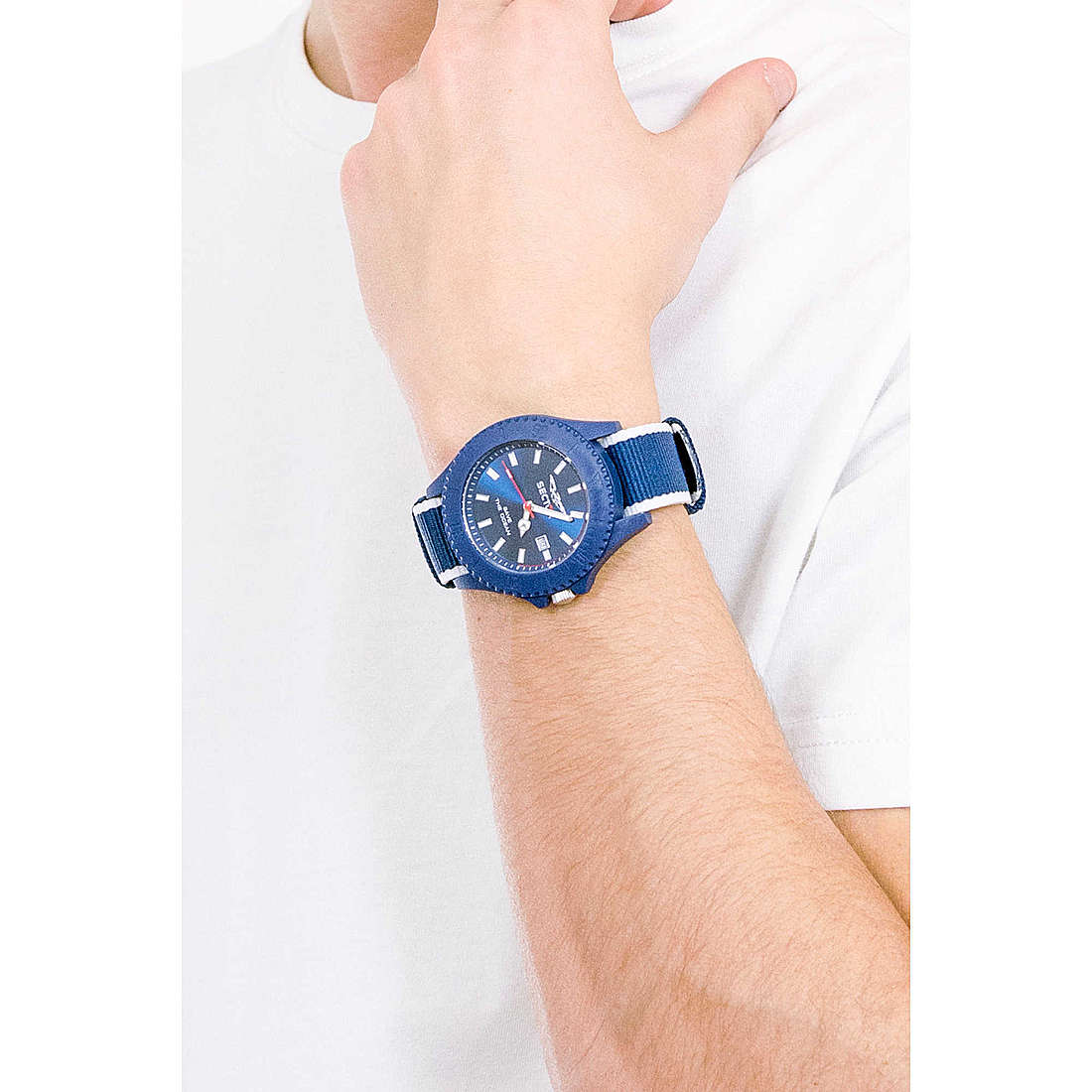 Sector only time Save The Ocean man R3251539001 wearing