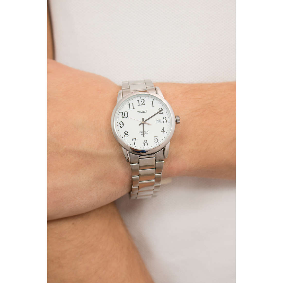 Timex only time Easy Reader man TW2R23300 wearing