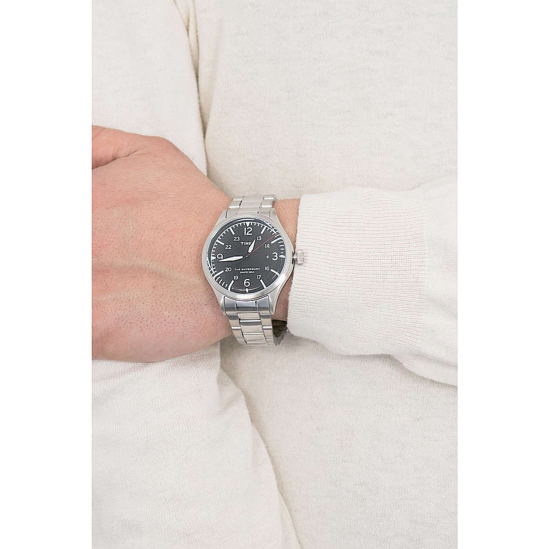 Timex only time Waterbury Collection man TW2R38700 wearing