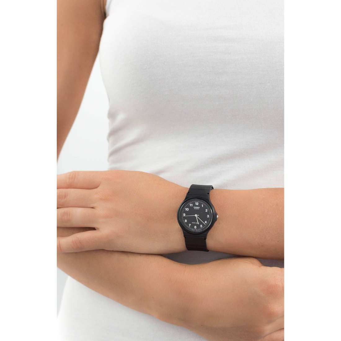 Casio only time Casio Collection woman MQ-24-1BLLEG wearing