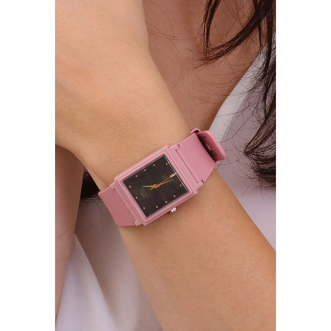 Casio only time Casio Collection woman MQ-38UC-4AER wearing