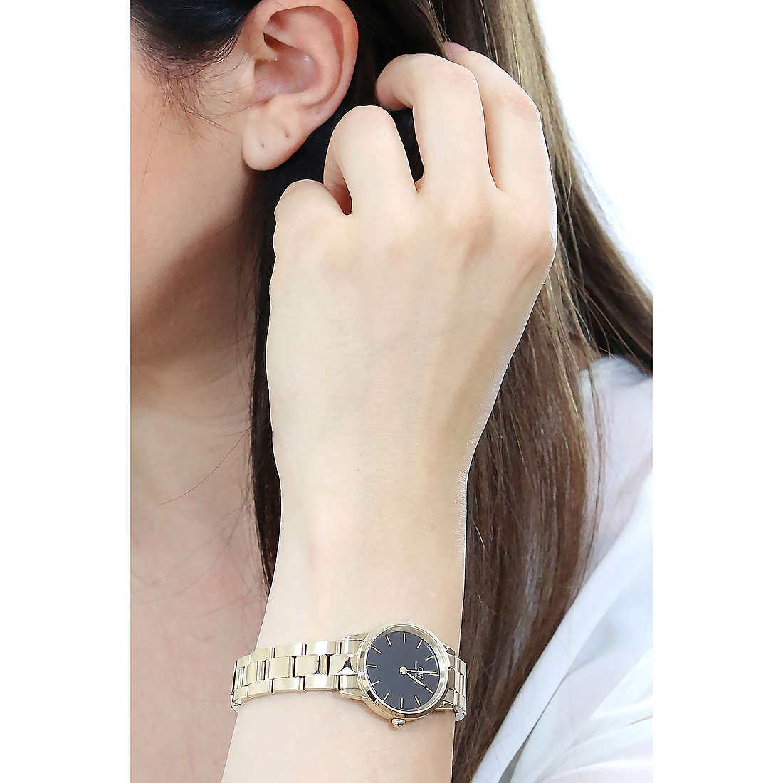 Daniel Wellington only time Iconic Link woman DW00100568 wearing