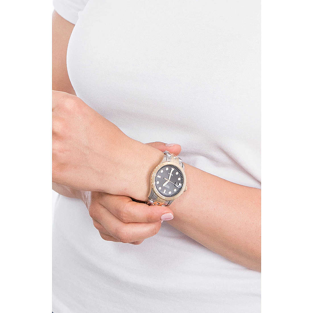 Fossil only time woman ES4745 wearing