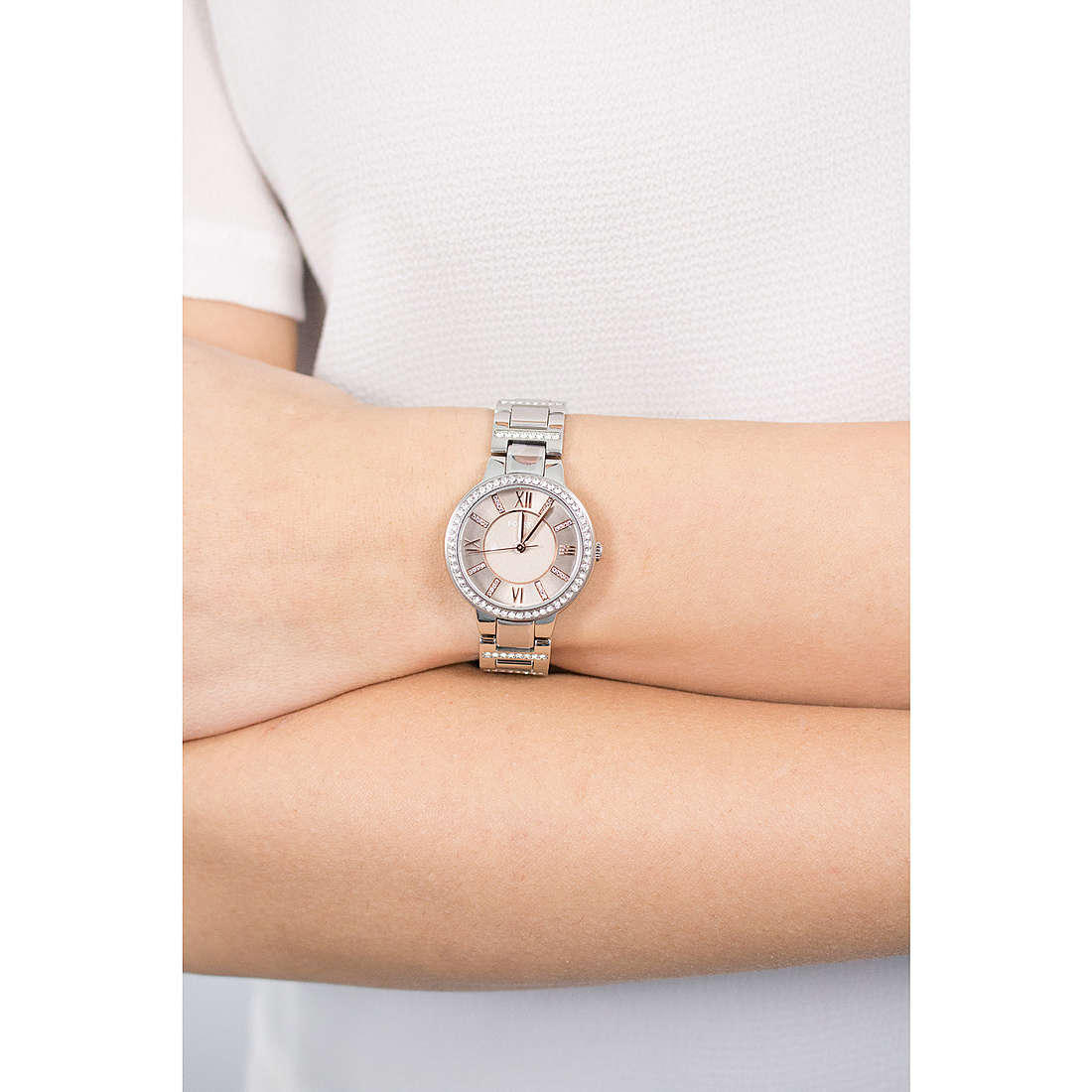 Fossil only time Virginia woman ES4147 wearing