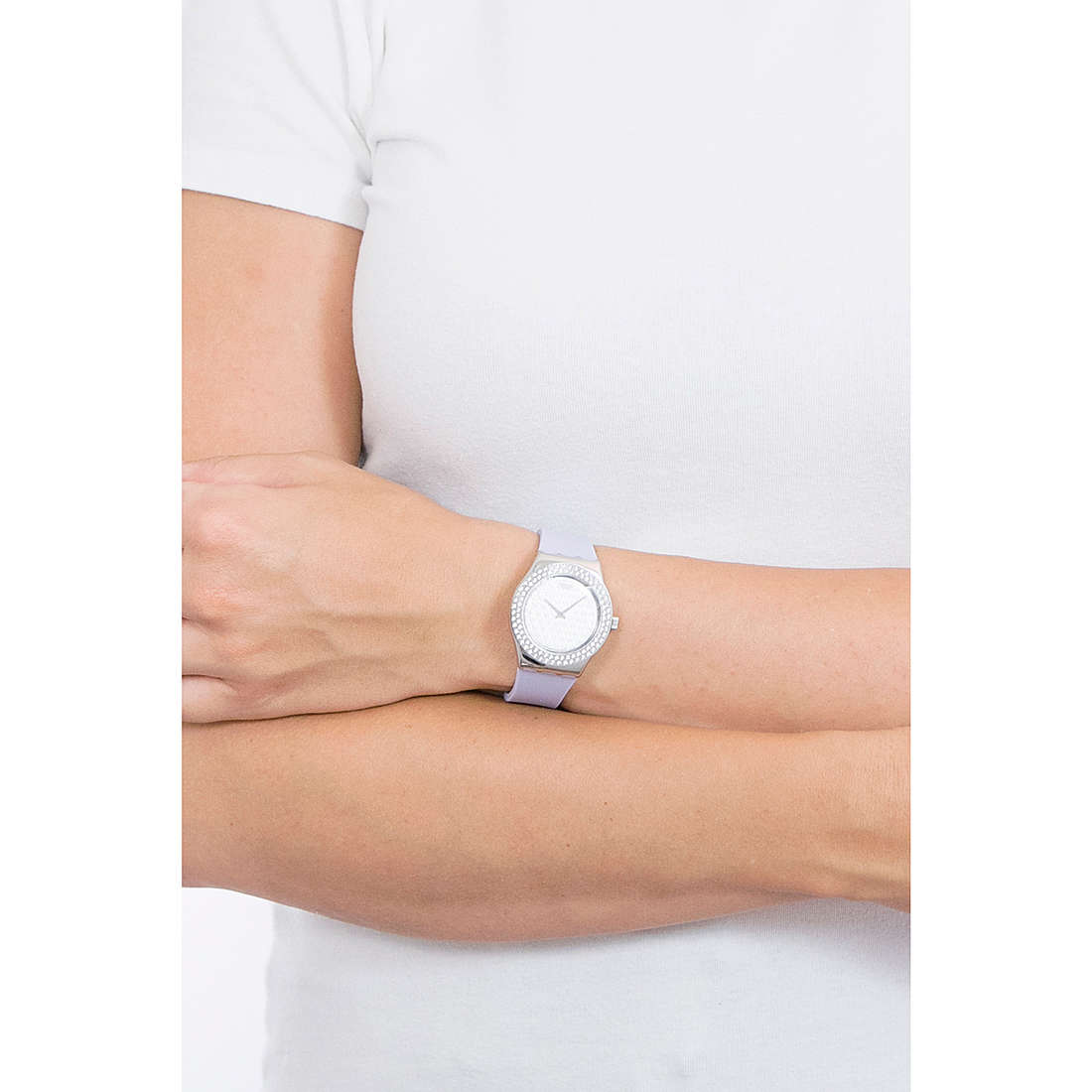 Swatch only time Essentials woman YLS216 wearing