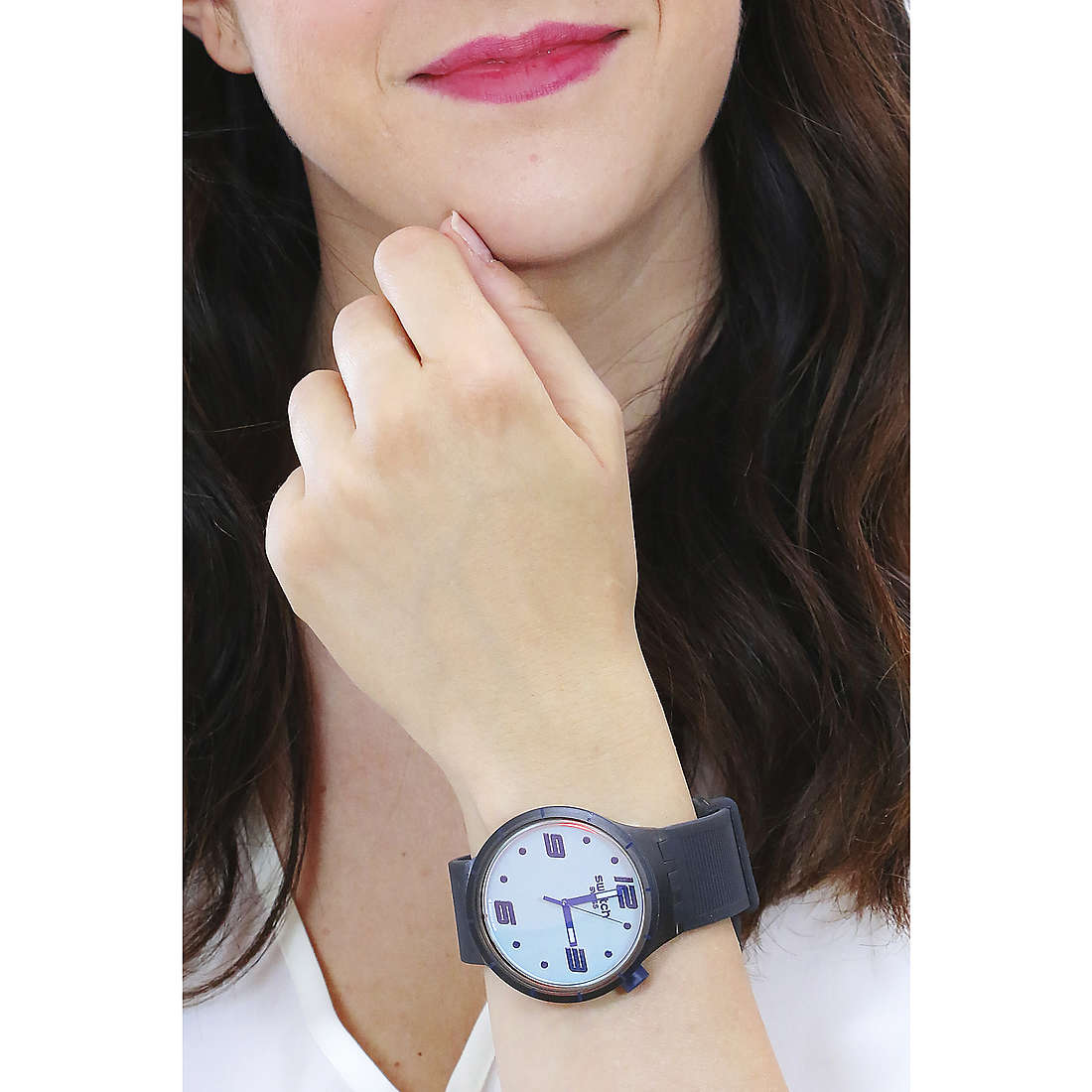 Swatch only time Monthly Drops woman SO27B121 wearing