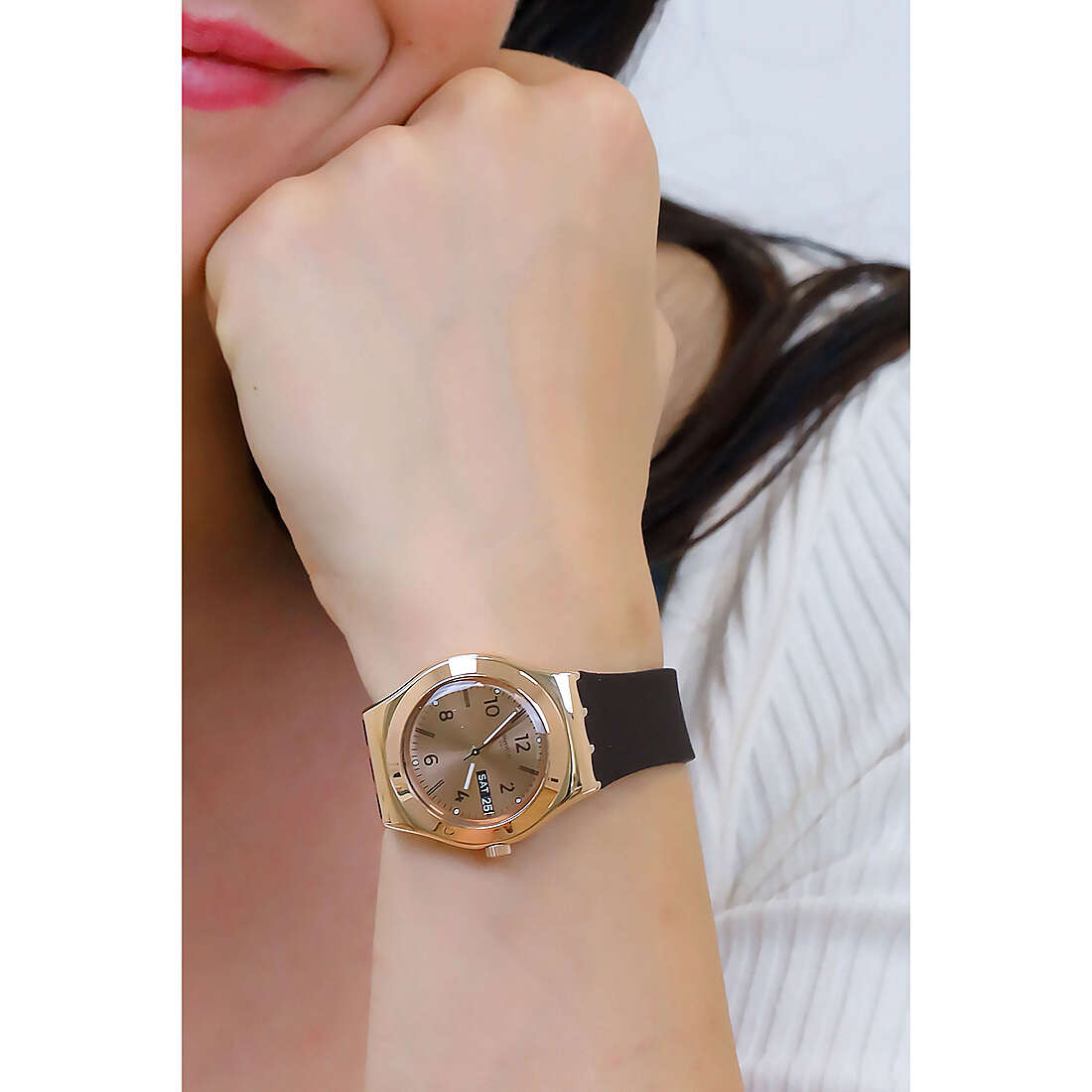 Swatch only time woman YLG701 wearing