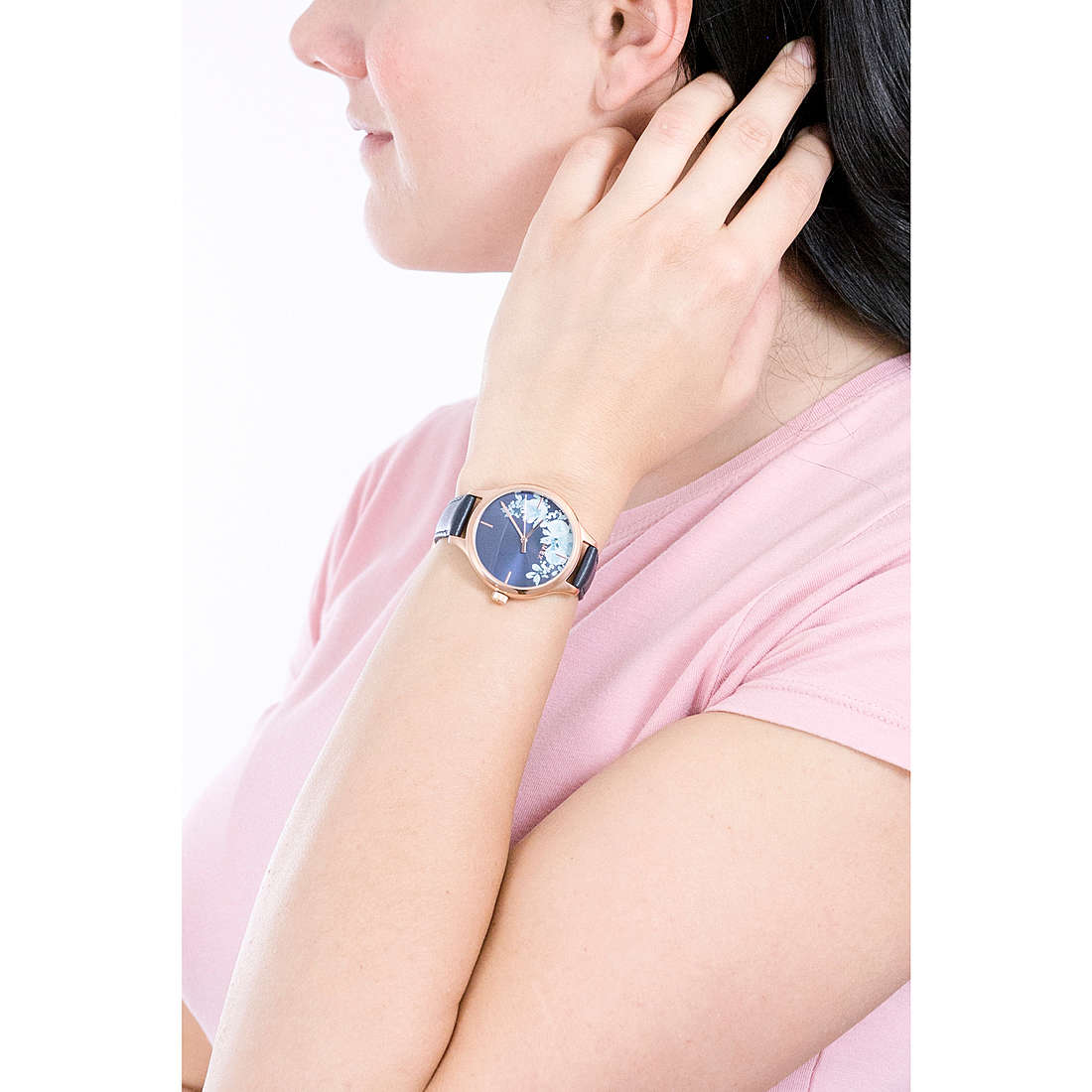 Timex only time Crystal Bloom woman TW2R66700 wearing