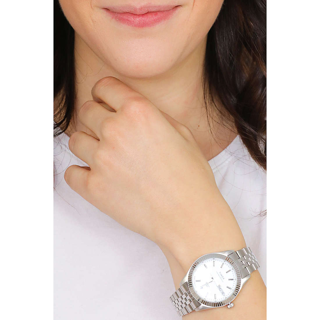Timex only time Waterbury Collection woman TW2U78700 wearing