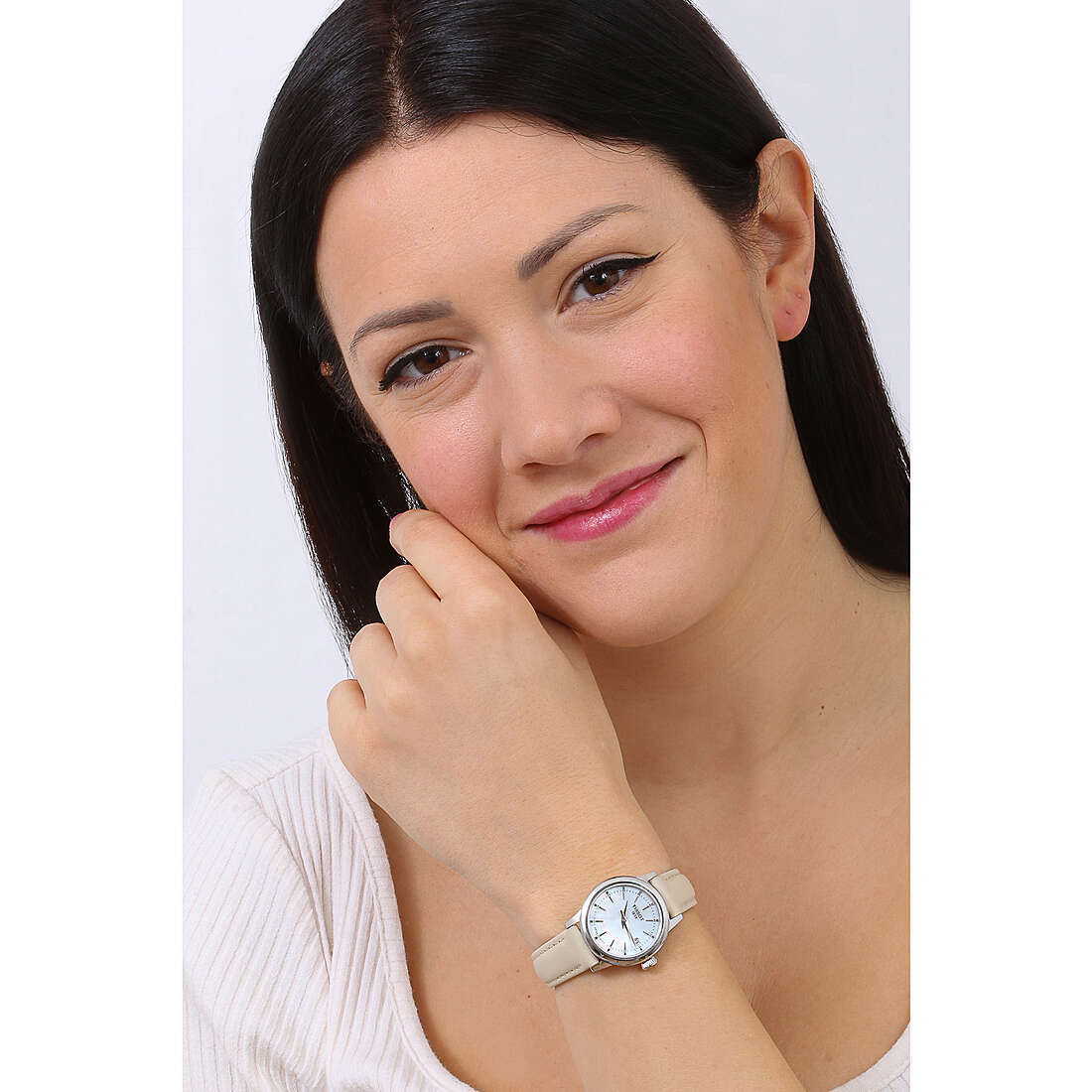Tissot only time T-Classic woman T1292101611100 wearing
