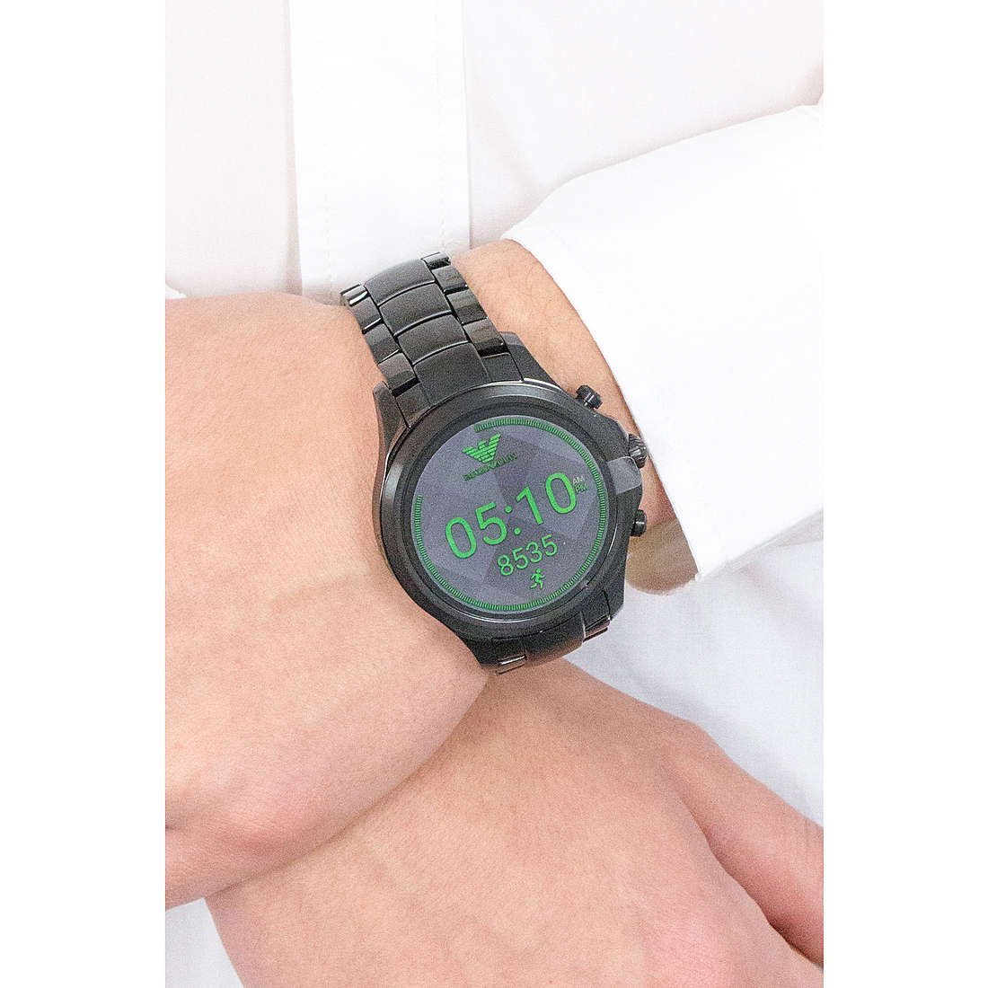 Emporio Armani Smartwatches man ART5002 wearing